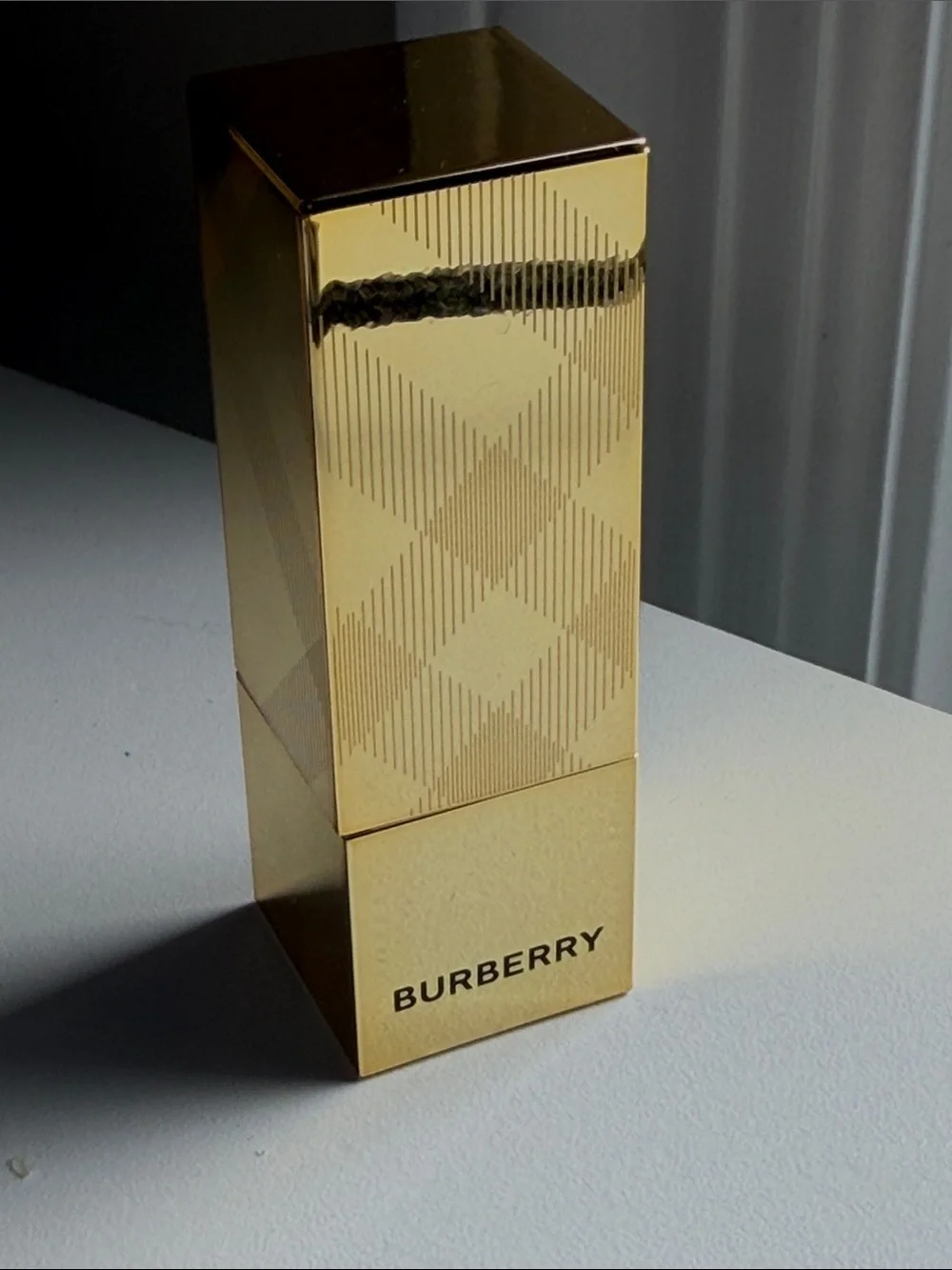 Burberry Kisses Lipstick 93 Russet - Deep Brick Red with Gold Case